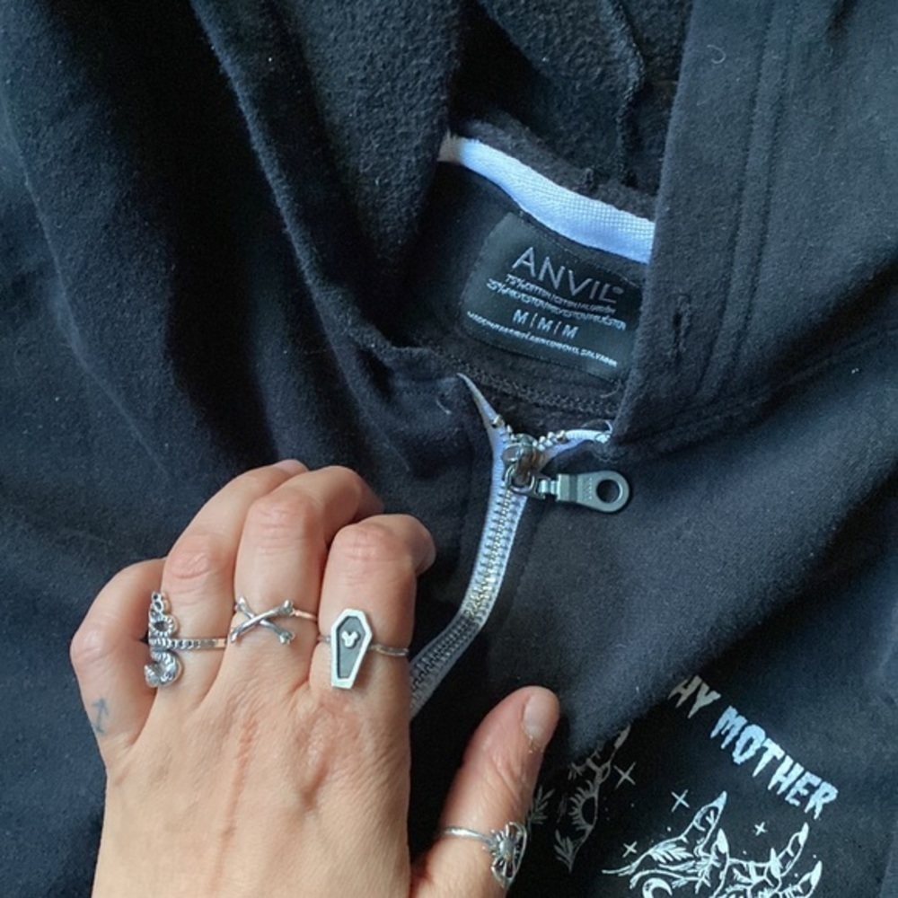 Free The Mother Witchy Mother hands zip hoodie size M EUC. - Picture 5 of 5